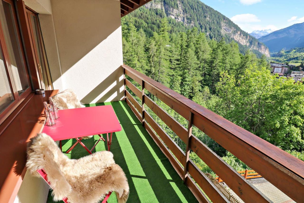 Nouveau Avec Vue Imprenable Sur La Vallee Apartment *